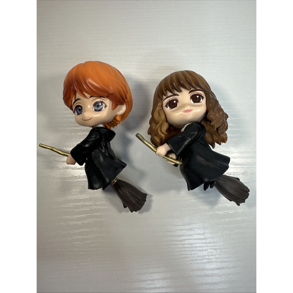 Nendoroid? Ron Weasley Hermoine Granger Riding Brooms Flying Figure